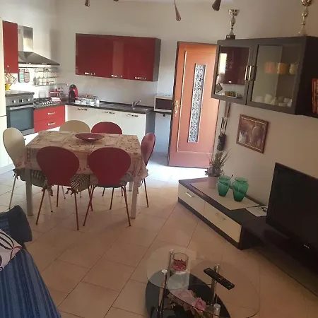 Alma House - Affitti Brevi Italia Feriehus Porto Torres